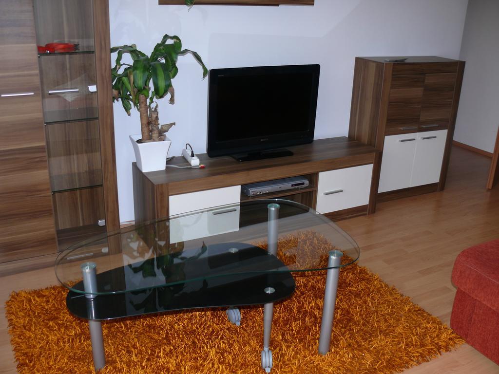 Villa Palazzo Apartments Шіофок Номер фото