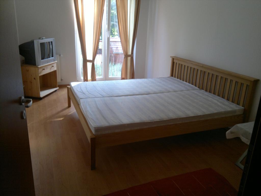 Villa Palazzo Apartments Шіофок Номер фото