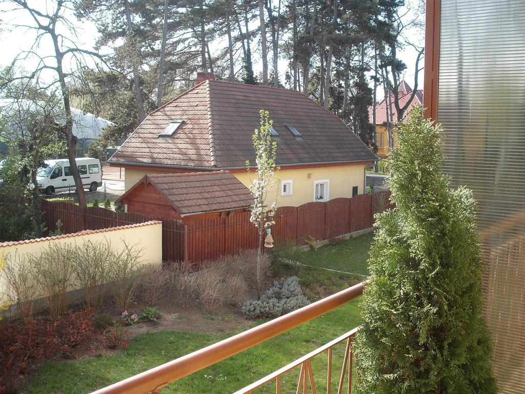 Villa Palazzo Apartments Шіофок Екстер'єр фото