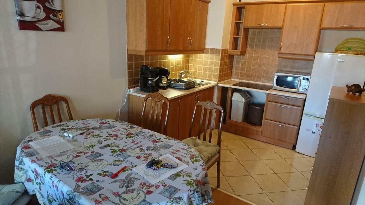 Villa Palazzo Apartments Шіофок Екстер'єр фото